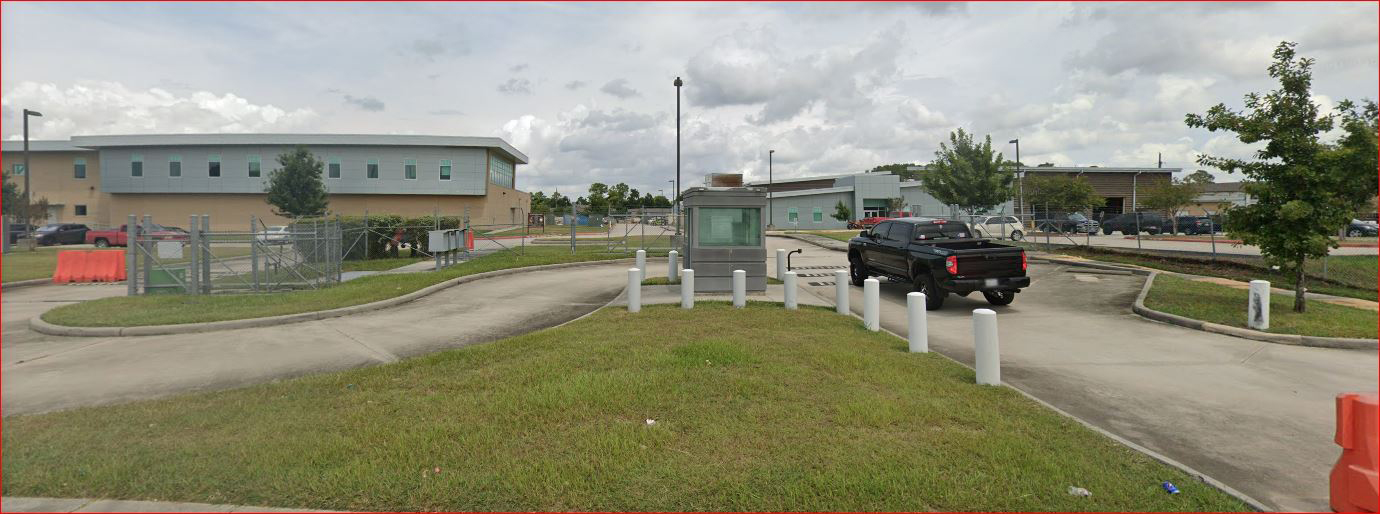 Armed Forces Reserve Center -Joint Vehicle Maintenance Center For Army And National Guard